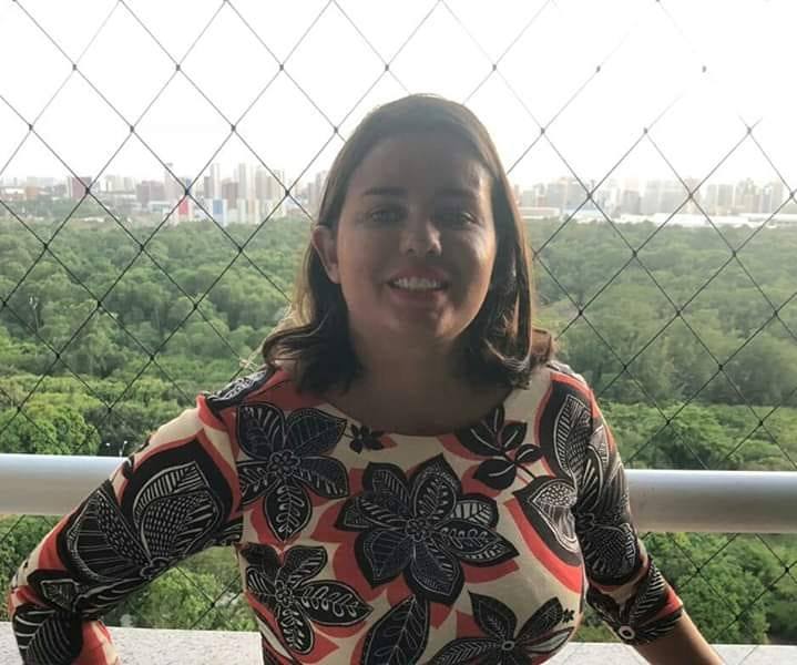 Luiza Karla atua no filme Por Trás da Porta de Alex Ripardo