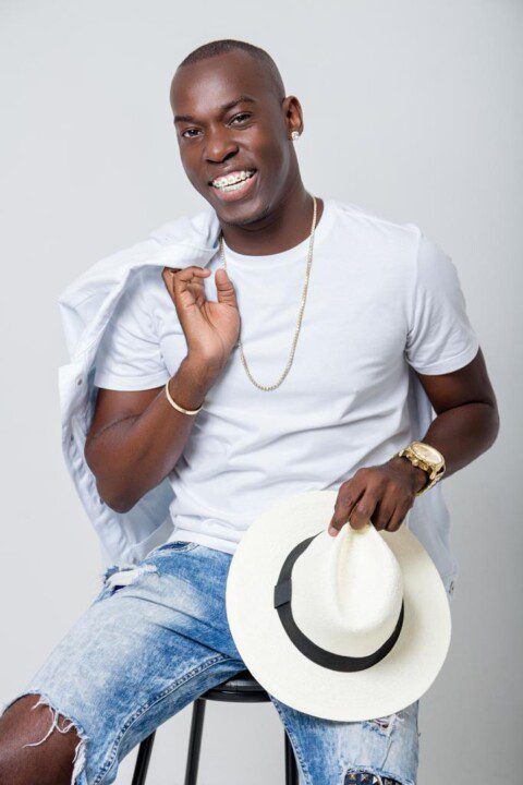 Carnaval Carioca 2023: Beleleu se apresenta na estreia do Camarote Camisa 10, na Marquês de Sapucaí, durante os desfiles das Escolas de Samba do Grupo Especial