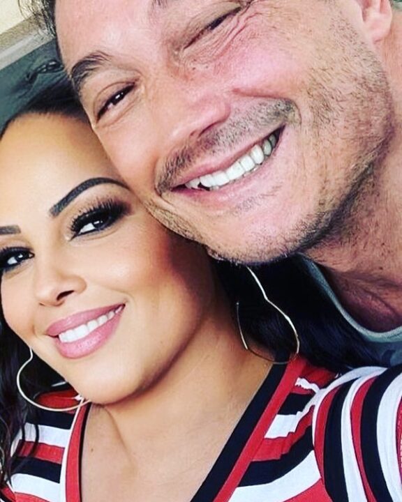 Atacadão da Cerveja recebe diversas celebridades como Dedé Santana, Roberto Rowntree, Yasmim Sant’anna, Kayky Brito, entre outros.