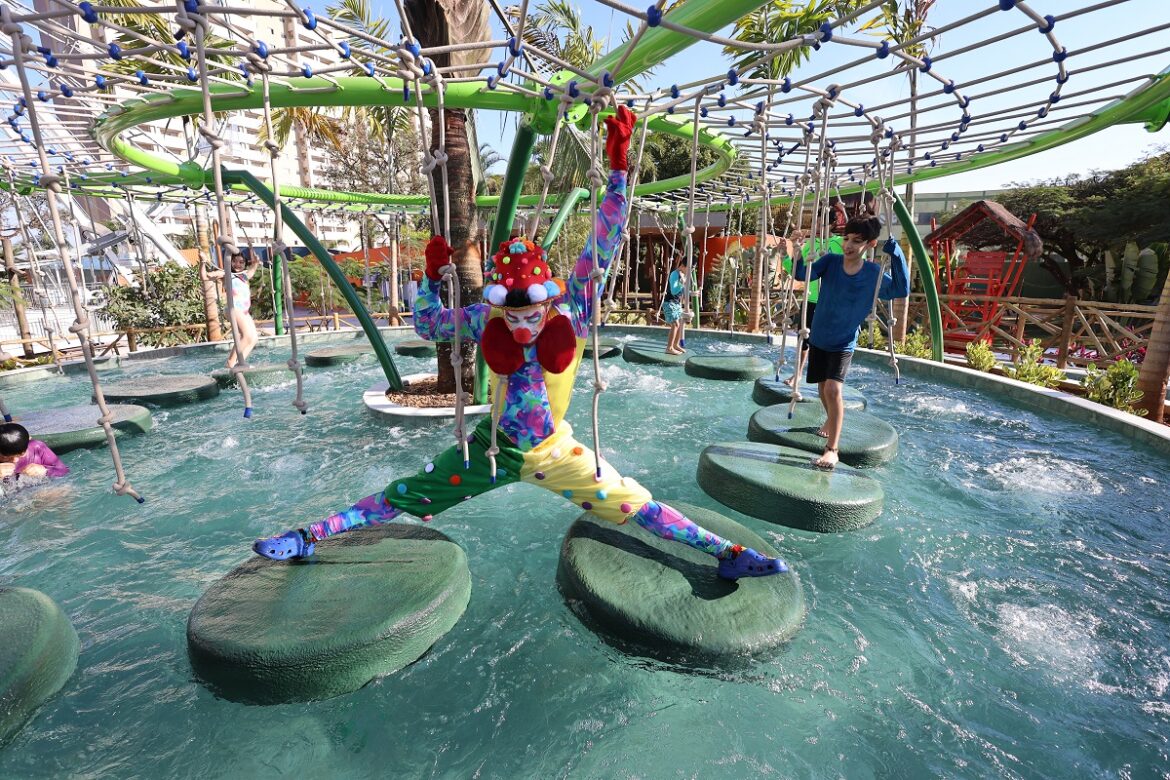 Hot Beach Olímpia: o paraíso das férias com o dobro da diversão para a criançada 