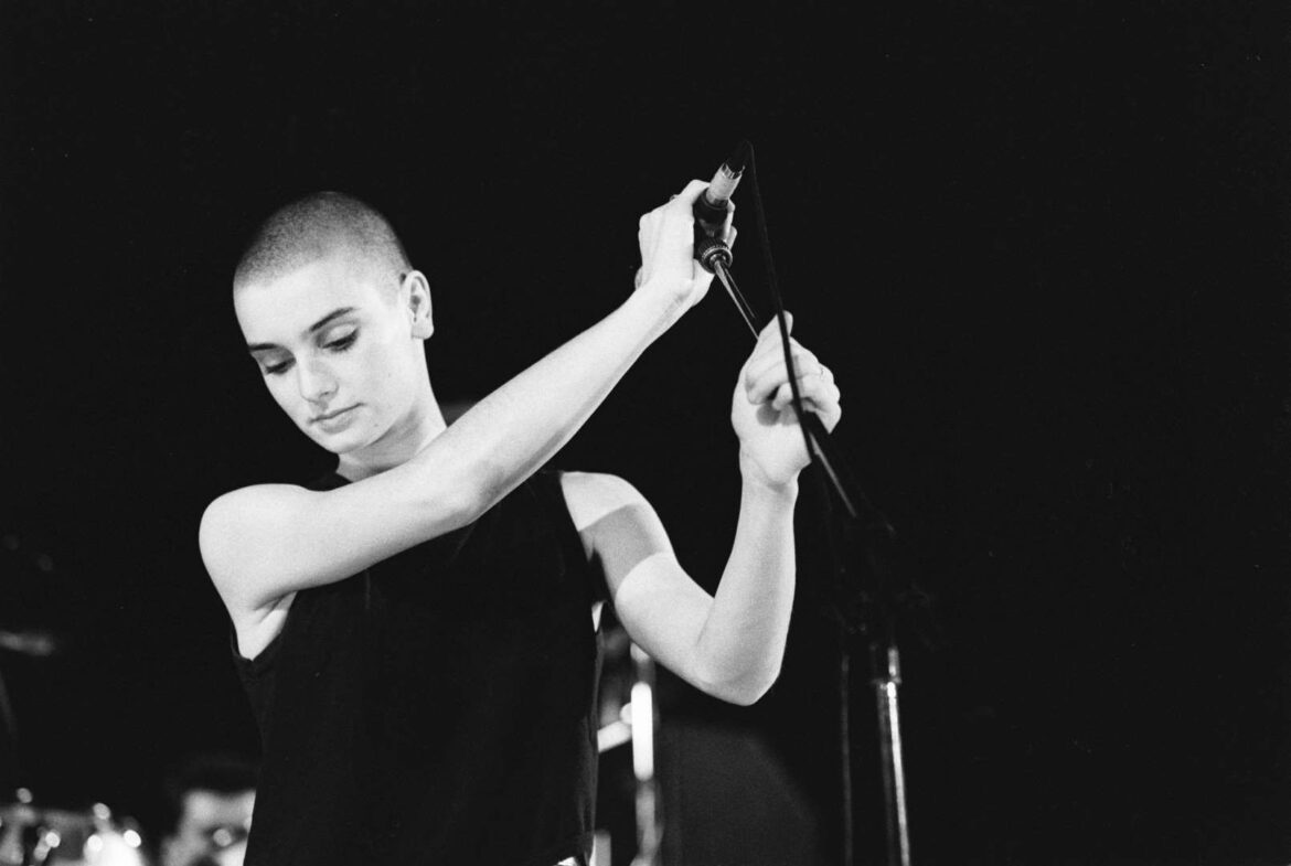 Morre a cantora Irlandesa Sinead O’Connor, aos 56 anos de idade