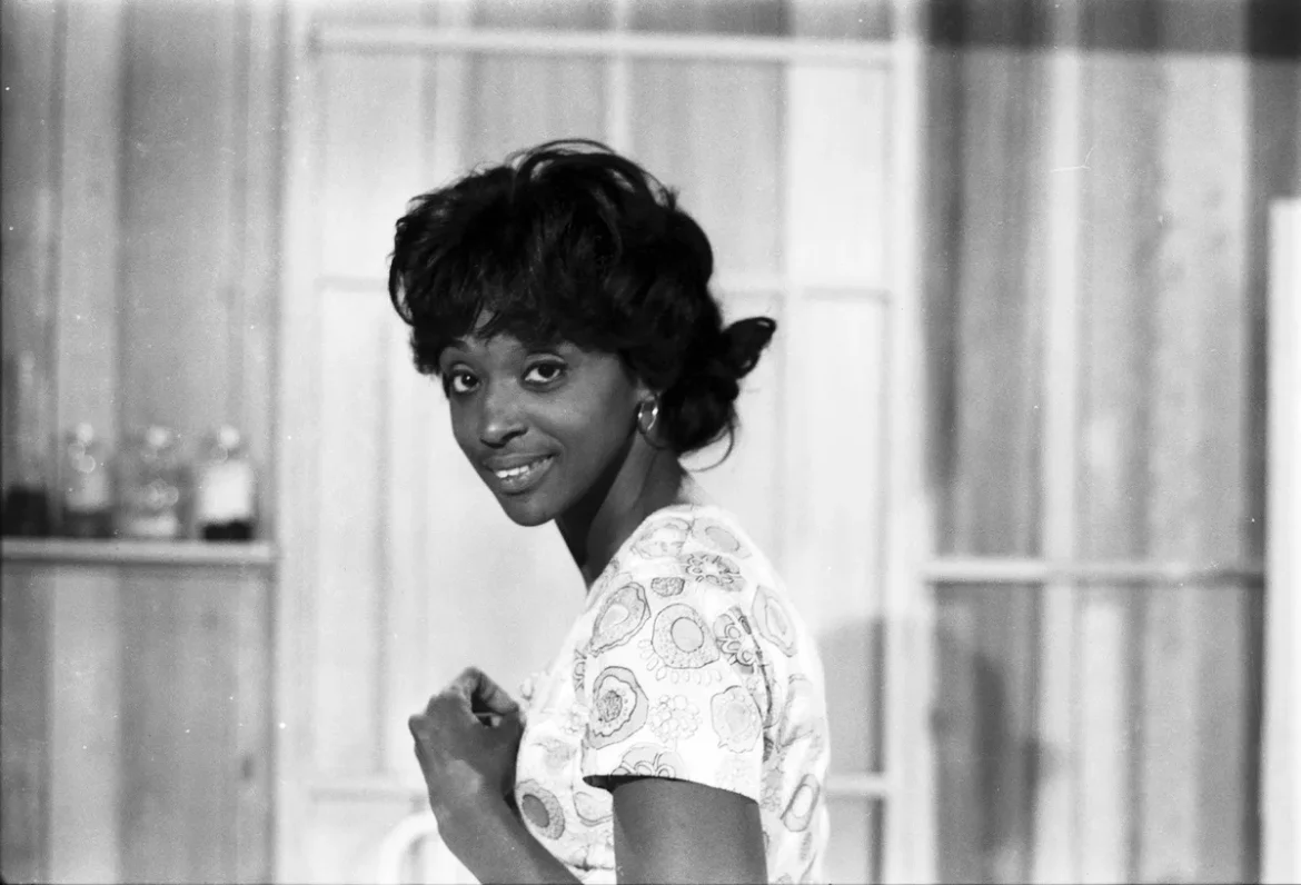 Morre a atriz Léa Garcia aos 90 anos de idade