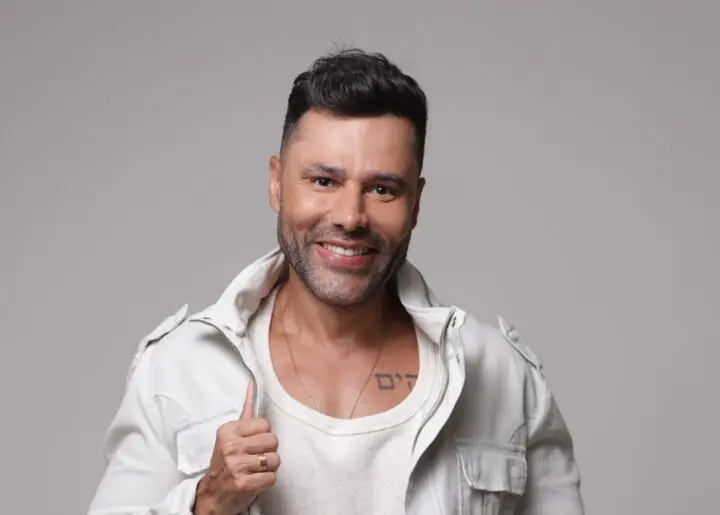 Rodrigo Sant’Anna apresenta o espetáculo “Topa uma Segunda?!” em BH