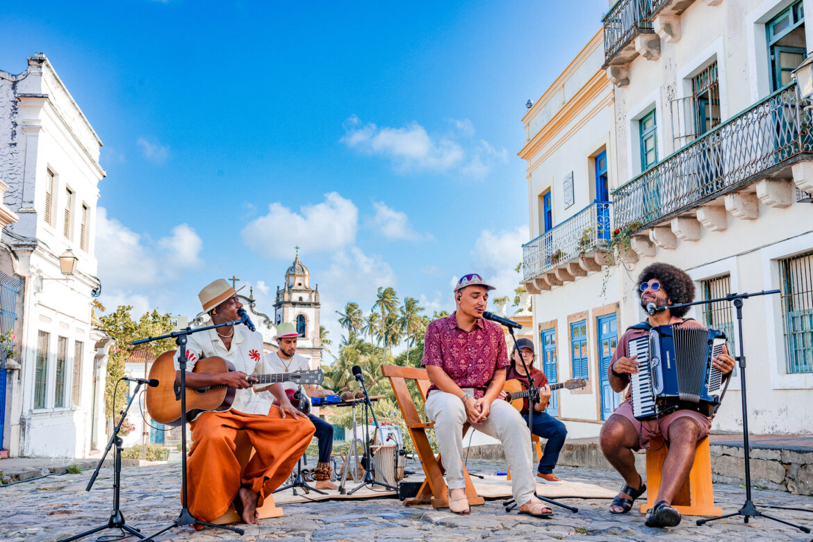 João Gomes, Mestrinho e Jota.pê apresentam o show “Dominguinho” em Belo Horizonte