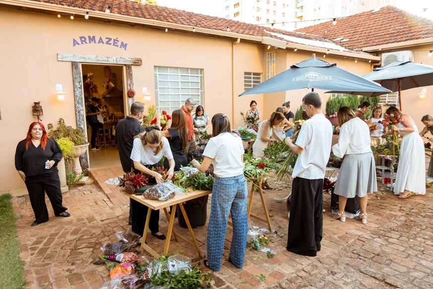 Veiling Holambra realiza experiência sensorial e resgata o “Natal de vó” em Uberlândia